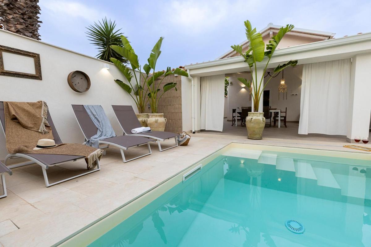 Villa Delle Palme Con Piscina Privata Santa Maria Del Focallo Zewnętrze zdjęcie